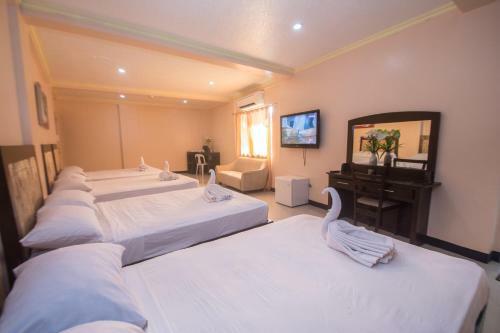 Hotel Bamboo Beach Resort & Restaurant