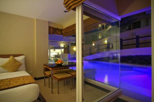 Hotel Two Seasons Boracay Resort