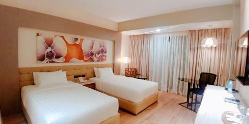 Hotel Boracay Ocean Club Beach Resort