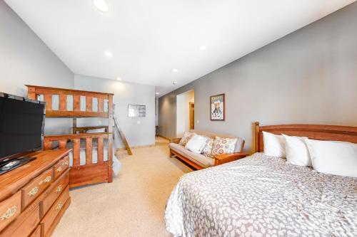 Treehouse Townhome II At Summerwood