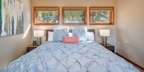 Reverie Luxury Home At Windcliff Condo