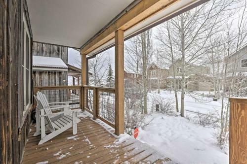 Cozy Granby Home With Deck Less Than 3 Mi To Ski And Golf