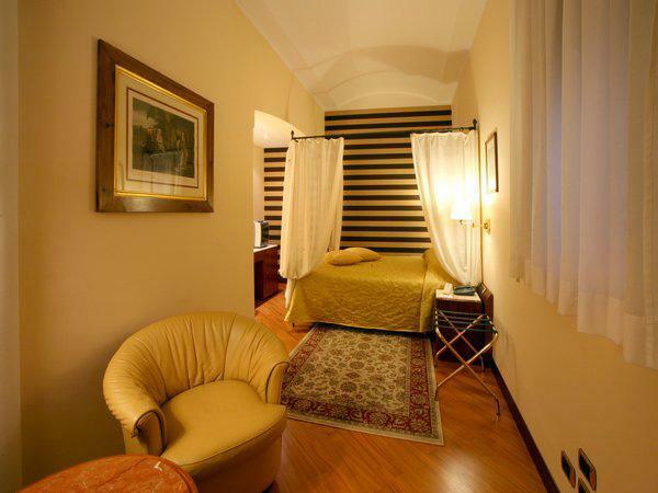Hotel Roma