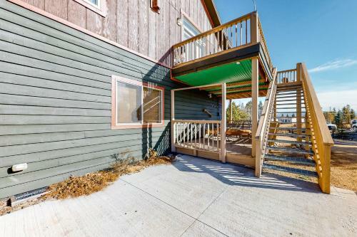 Grand Lake Getaway