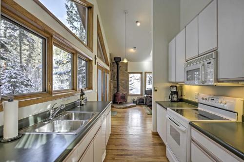 Creekside Mtn House With Deck 8 Mi To Idaho Springs