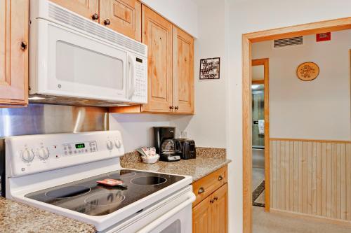 Ski Run Condominiums #108