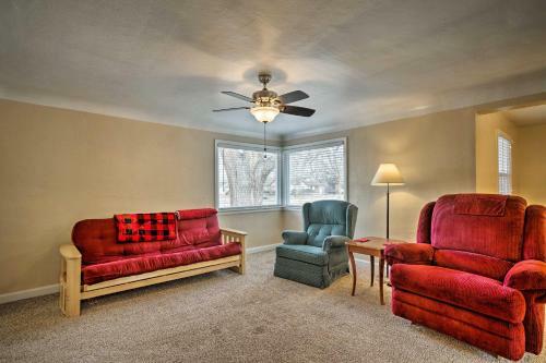 Pueblo House By Riverwalk, 2 Miles To Fairgrounds!