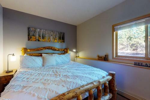 Timber Ridge Retreat
