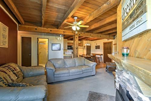 Apartamento Silverthorne Condo With Balcony, Near Keystone!