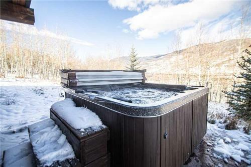 Summit Vista Home
