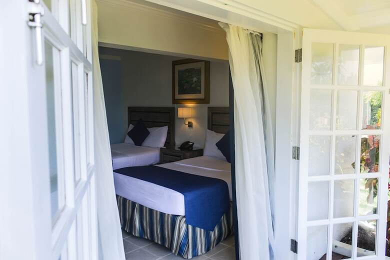 Time Out Hotel