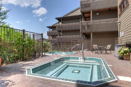 Lodge A At Steamboat II
