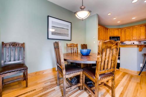 Eagleridge Townhomes 1521