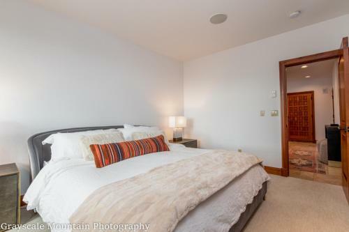 Aspen Ridge 16 - A Peakside Condominium