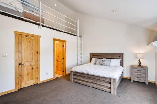 Enjoy Seclusion And Serenity At The Retreat