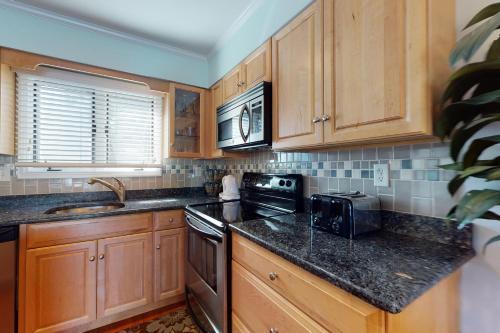 Sea Colony Brighton V