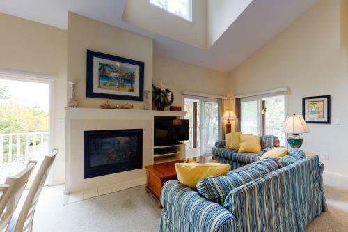Sea Colony Whispering Pines II