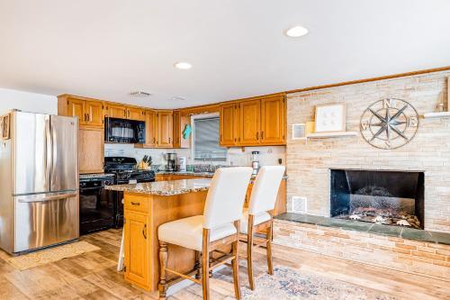 10 W Bayard Street