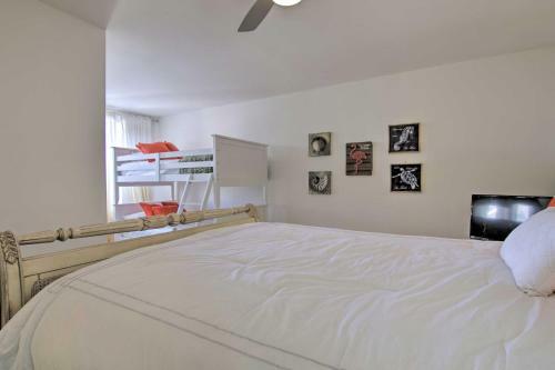 Sunny Home With Shared Pool 4 Mi To Beach And Boardwalk!