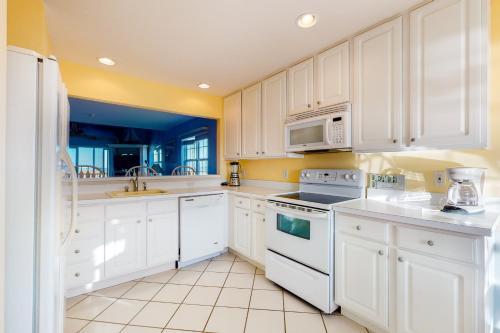 Bethany Bay - 4305 Pettinaro