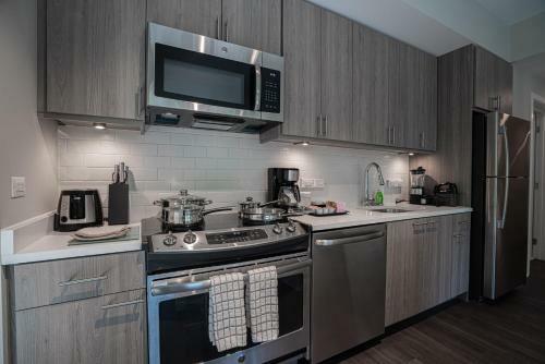Waterfront Apartments 30 Day Rentals