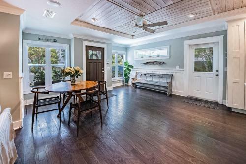 Zen Beach Cottage