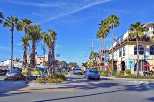 Paradise Beach - West 2414