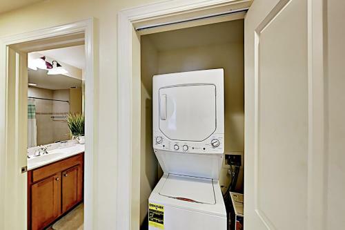 Apartamento Cape Harbour Condo #618 Condo