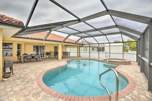 Modern Florida Oasis Near Cape Coral Parkway!