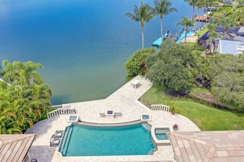 Exceptional Vacation Home In Cape Coral Home