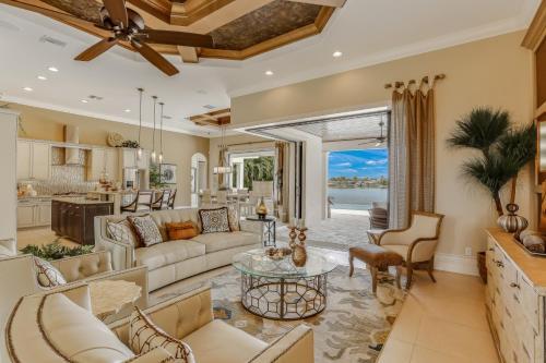 Exceptional Vacation Home In Cape Coral Home