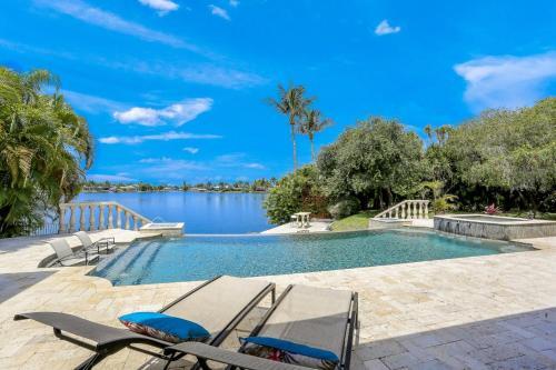 Exceptional Vacation Home In Cape Coral Home
