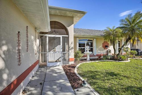 Luxury Cape Coral Home With Pool And Canal Views