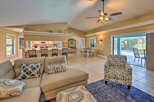 Bright And Airy Cape Coral Home With Lanai And Pool