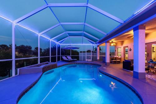 Exceptional Vacation Home In Cape Coral
