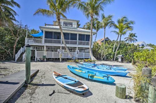 Oceanfront Island Escape With Golf Cart And Decks
