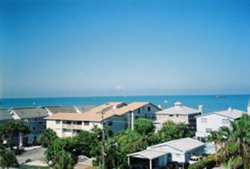 Quiet Waters By Florida Lifestyle Vacation Rentals