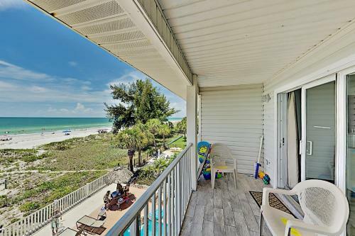 Apartamento Gulf-view Condo With Balcony, Pool & Beach Access Condo