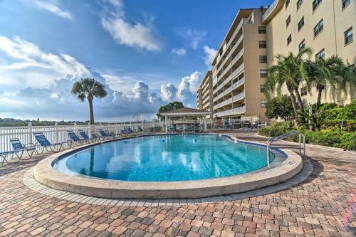 Apartamento Indian Shores Condo With Pool, Dock And Beach Access!