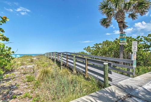 Indian Rocks Home With Game Room, Walk To Beach!
