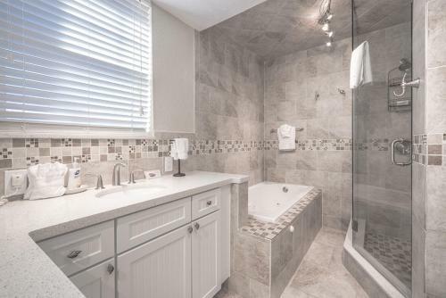 Apartamento Clearwater Beach Suites 105 Condo