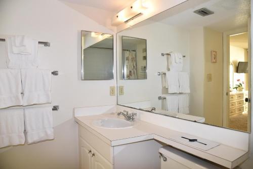 Sand Castle By Plumlee Vacation Rentals