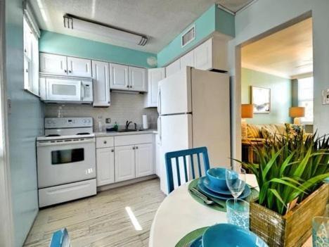 Apartamento Clearwater Beach Suites 202 Condo