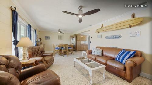 The Red Door Beach Cottage At Cocoa Beach