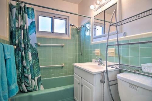 Coastal Escape With Pool - 4 Mi To Dania Beach!
