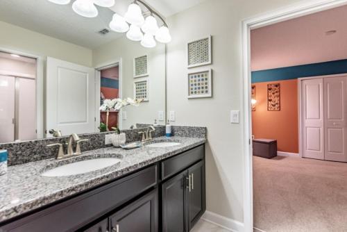 Moonvalley Villa #230708