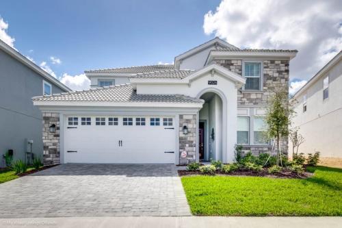 Six-bedroom Villa 9026