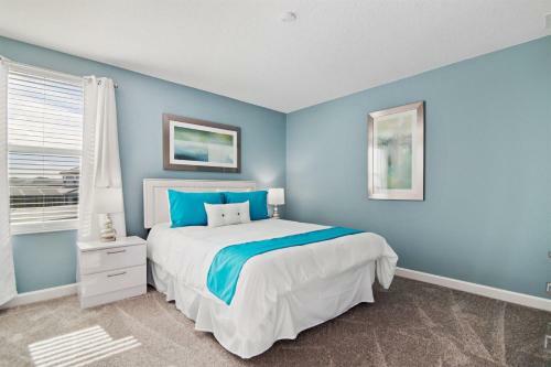 Gorgeous Championsgate 8 Bedroom Pool Home