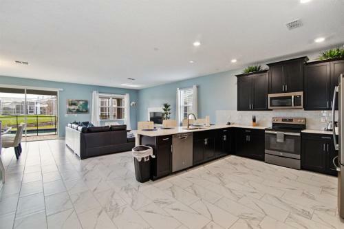 Gorgeous Championsgate 8 Bedroom Pool Home