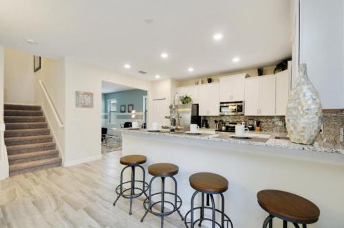 Beautiful Themed Single Vacation Home With Private Pool Cg9159